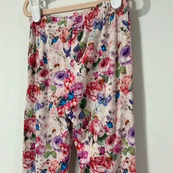 KIDS: Posh Peanut Classic Flower Butterfly Pajama Set - Picture 5 of 7